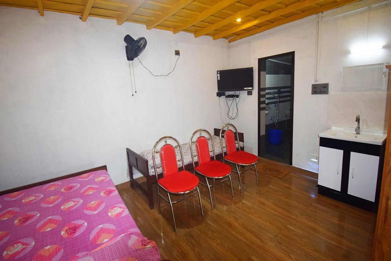 Munroe Inn Homestay Kollam Buitenkant foto