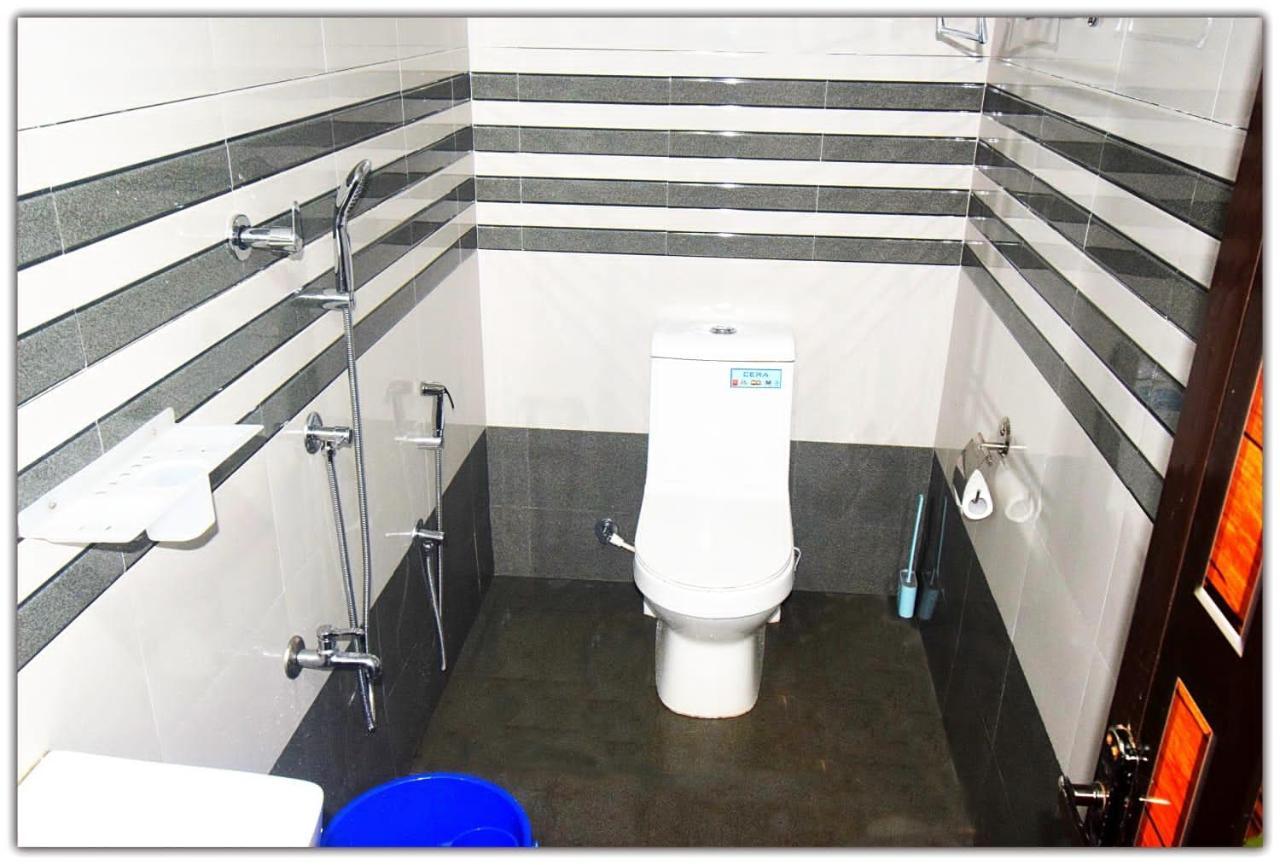 Munroe Inn Homestay Kollam Buitenkant foto